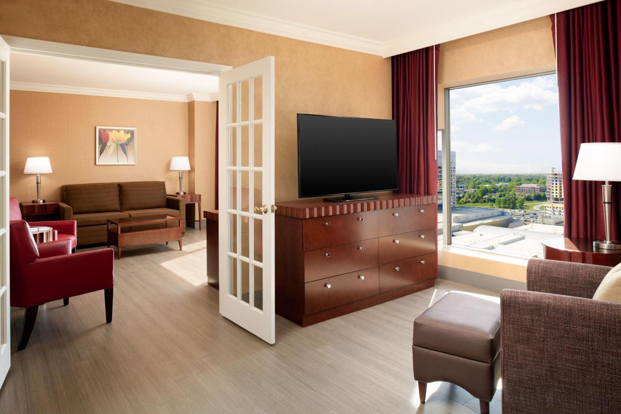 Hotel Hilton Uptown 4*