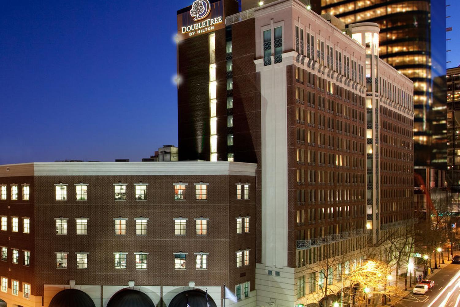 Hotel Doubletree By Hilton Center 4*