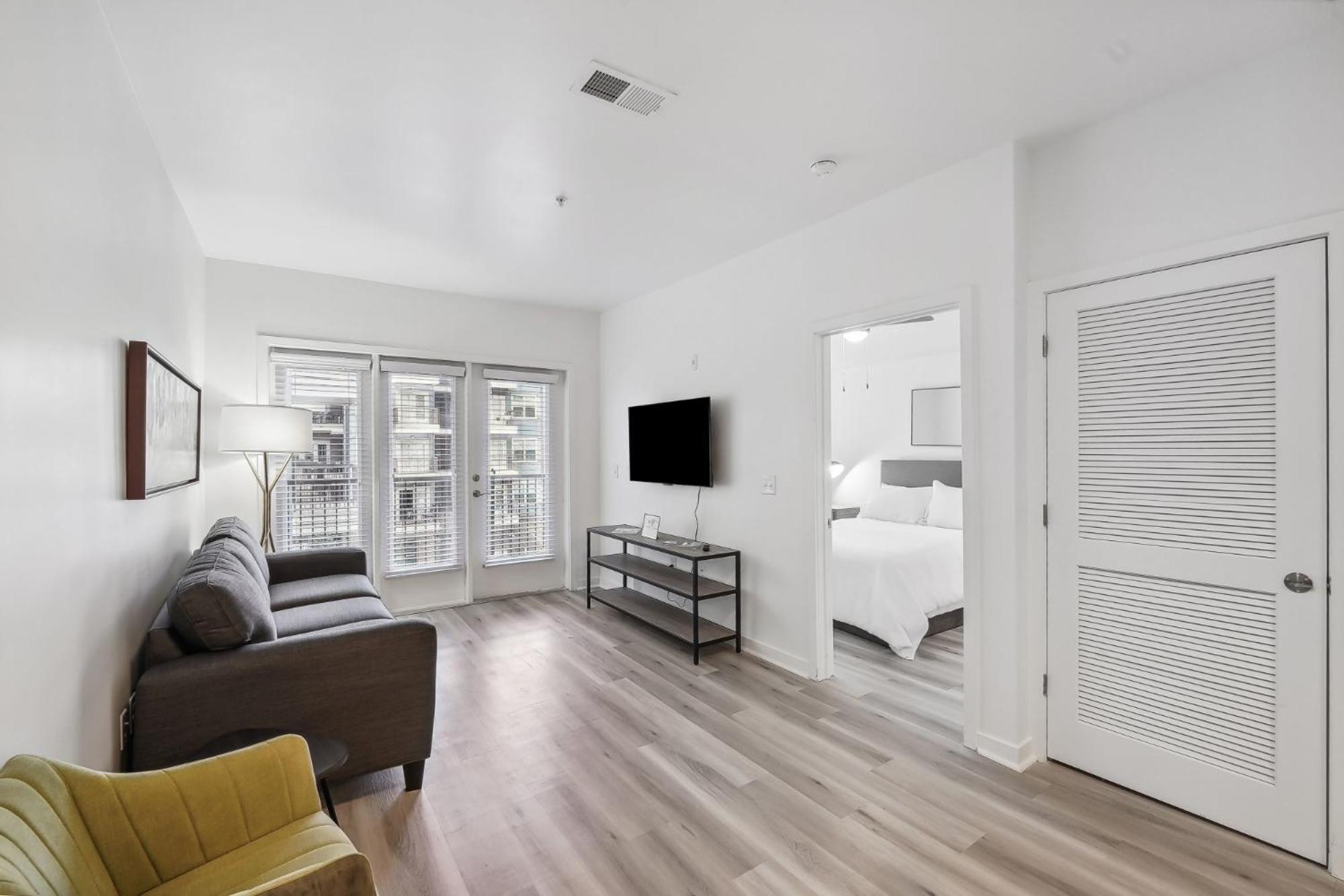 Premium And At Midtown 205 In Apartment Charlotte