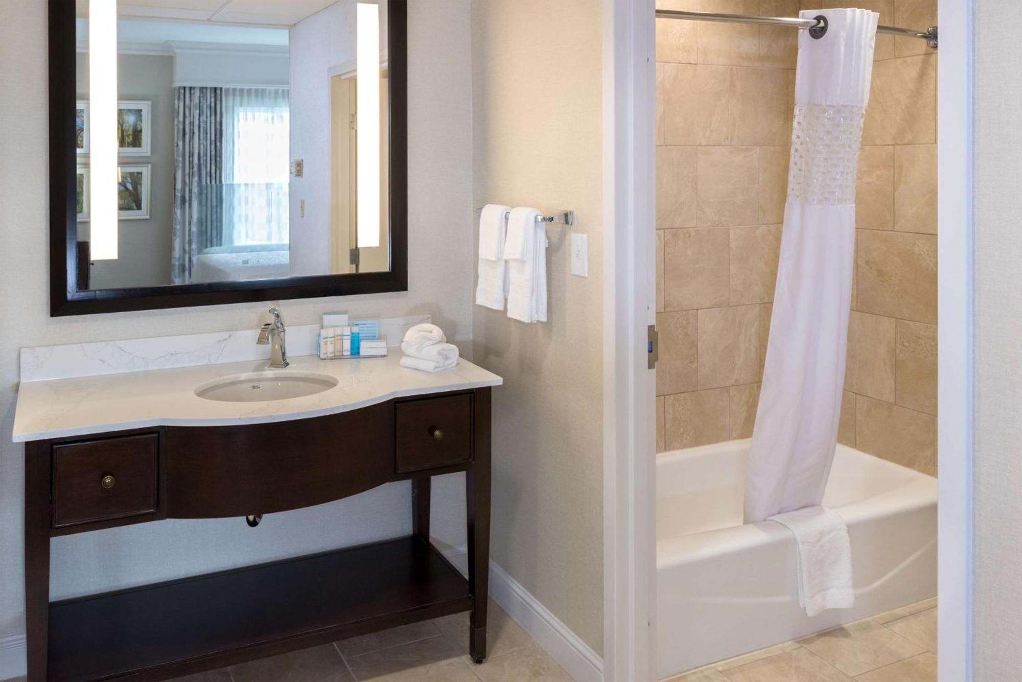 Hotel Hampton & South Park At Phillips Place Charlotte
