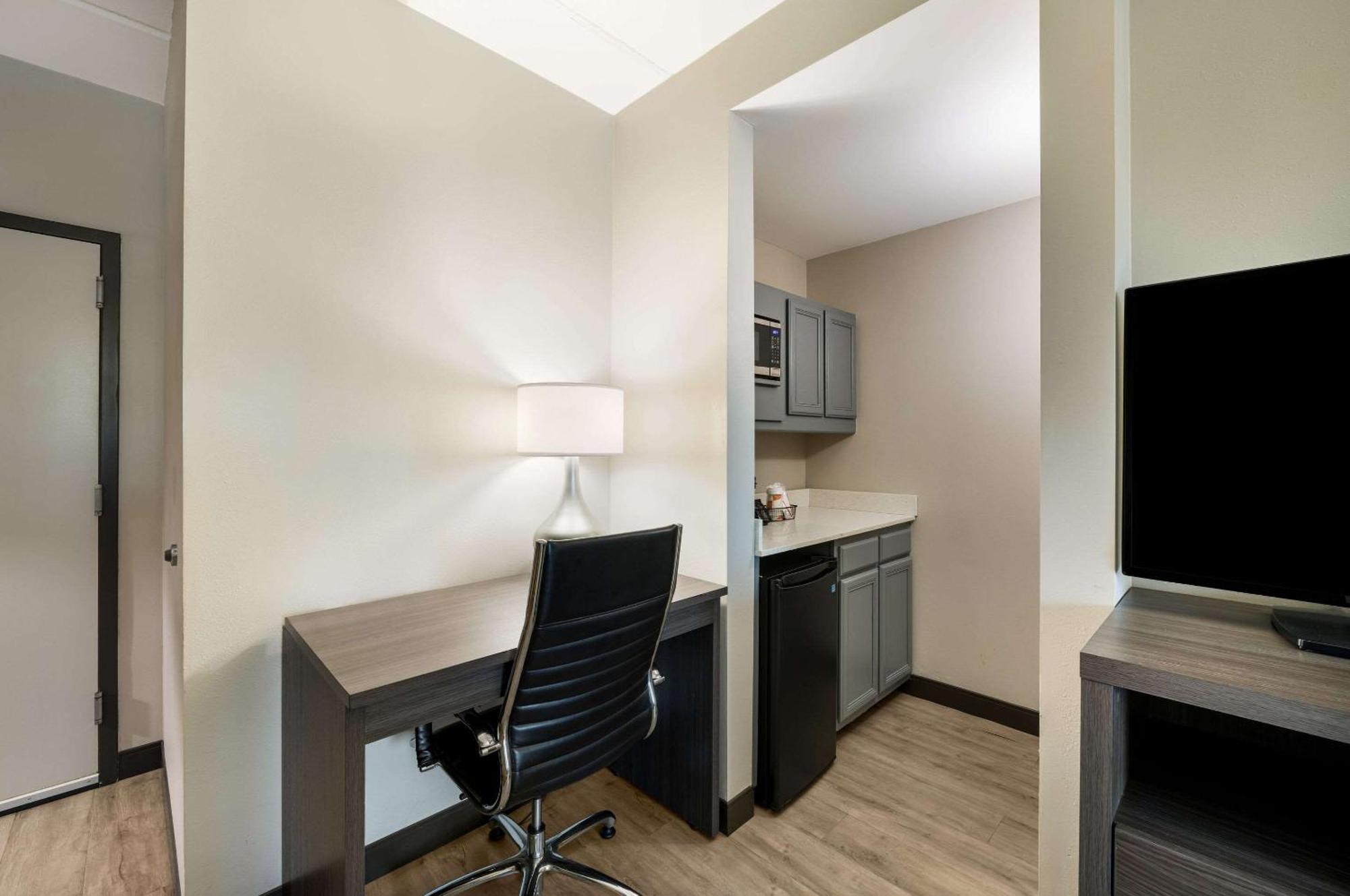 Hotel Comfort Northlake Charlotte