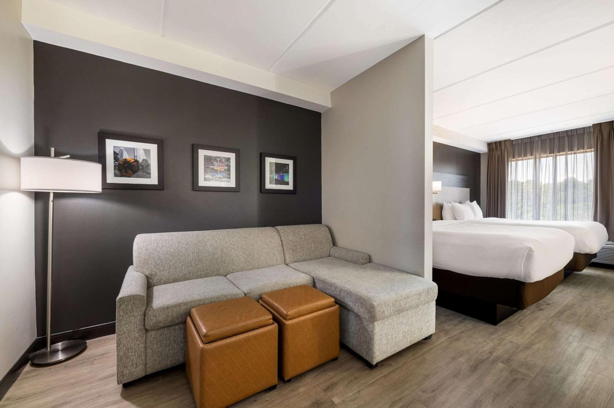Comfort Northlake Hotel Charlotte