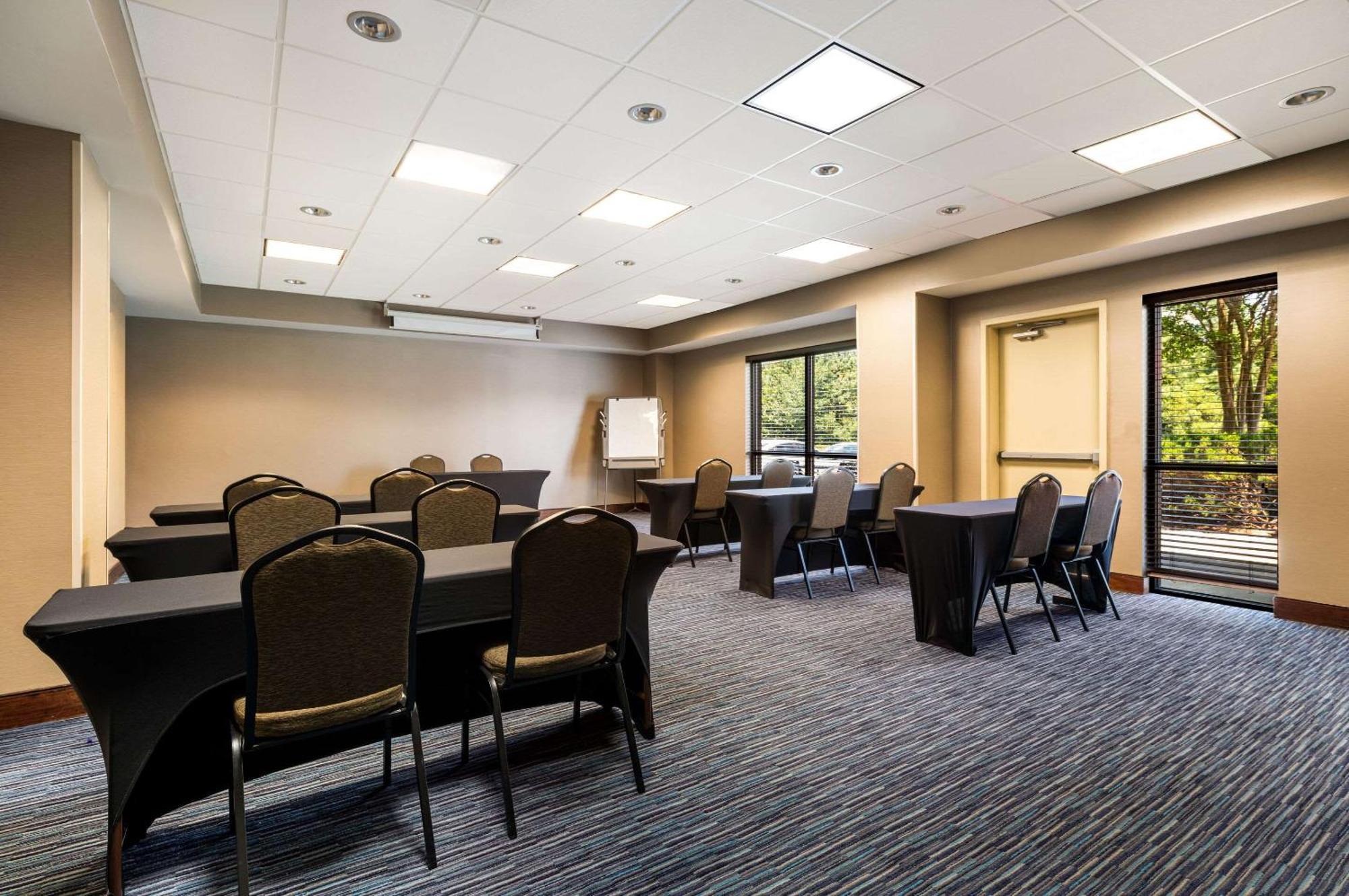 Comfort Northlake Charlotte
