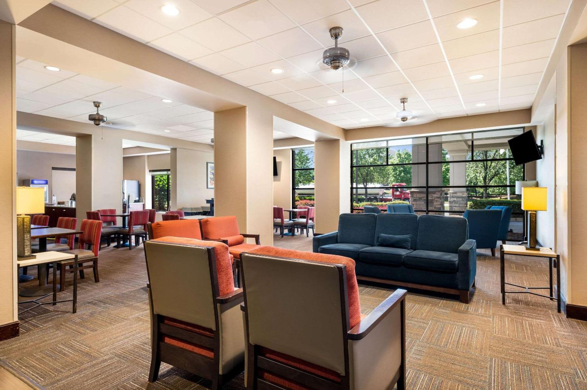 Comfort Northlake 2*