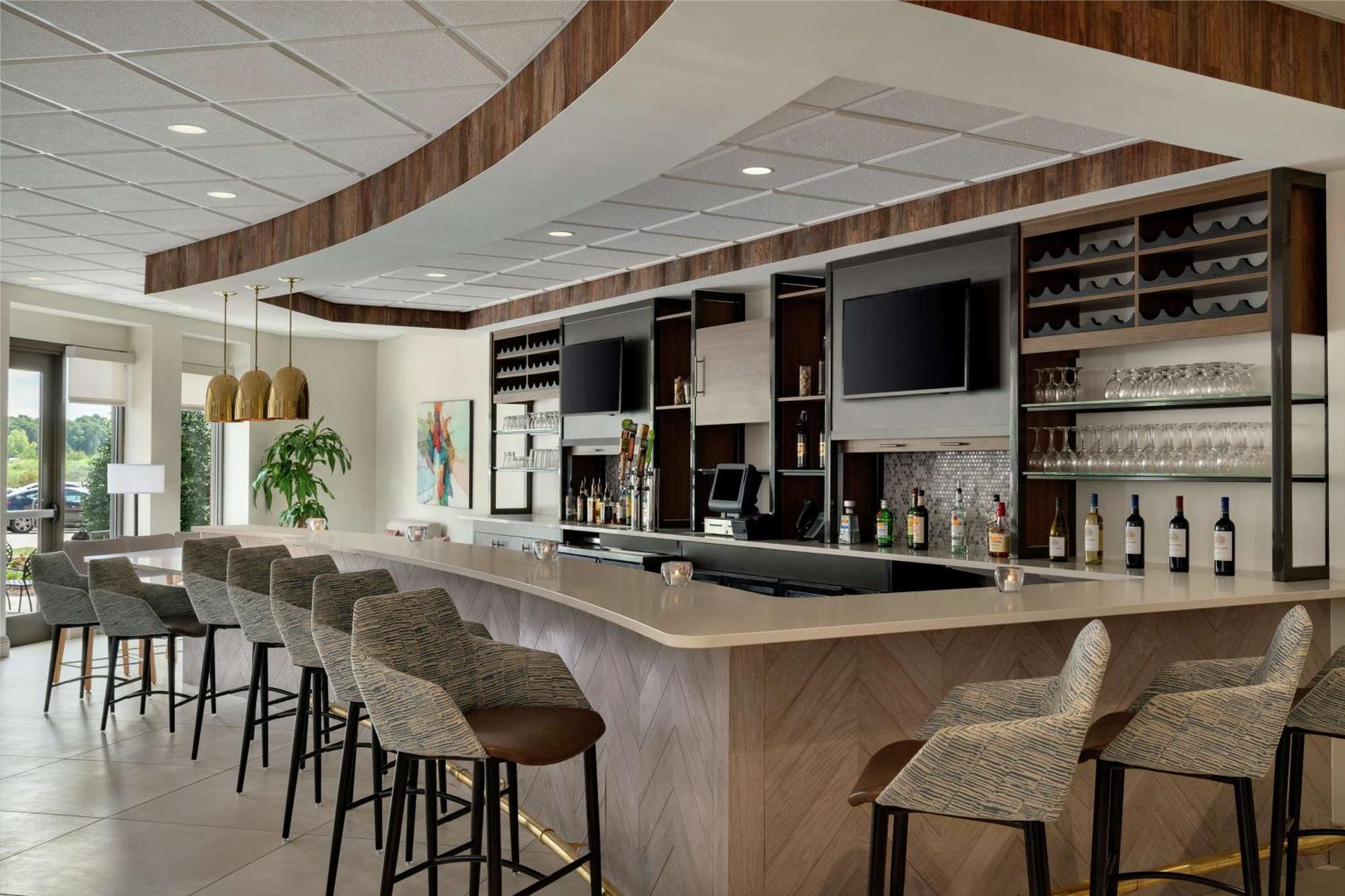 Hilton Garden Charlotte/ayrsley 3*