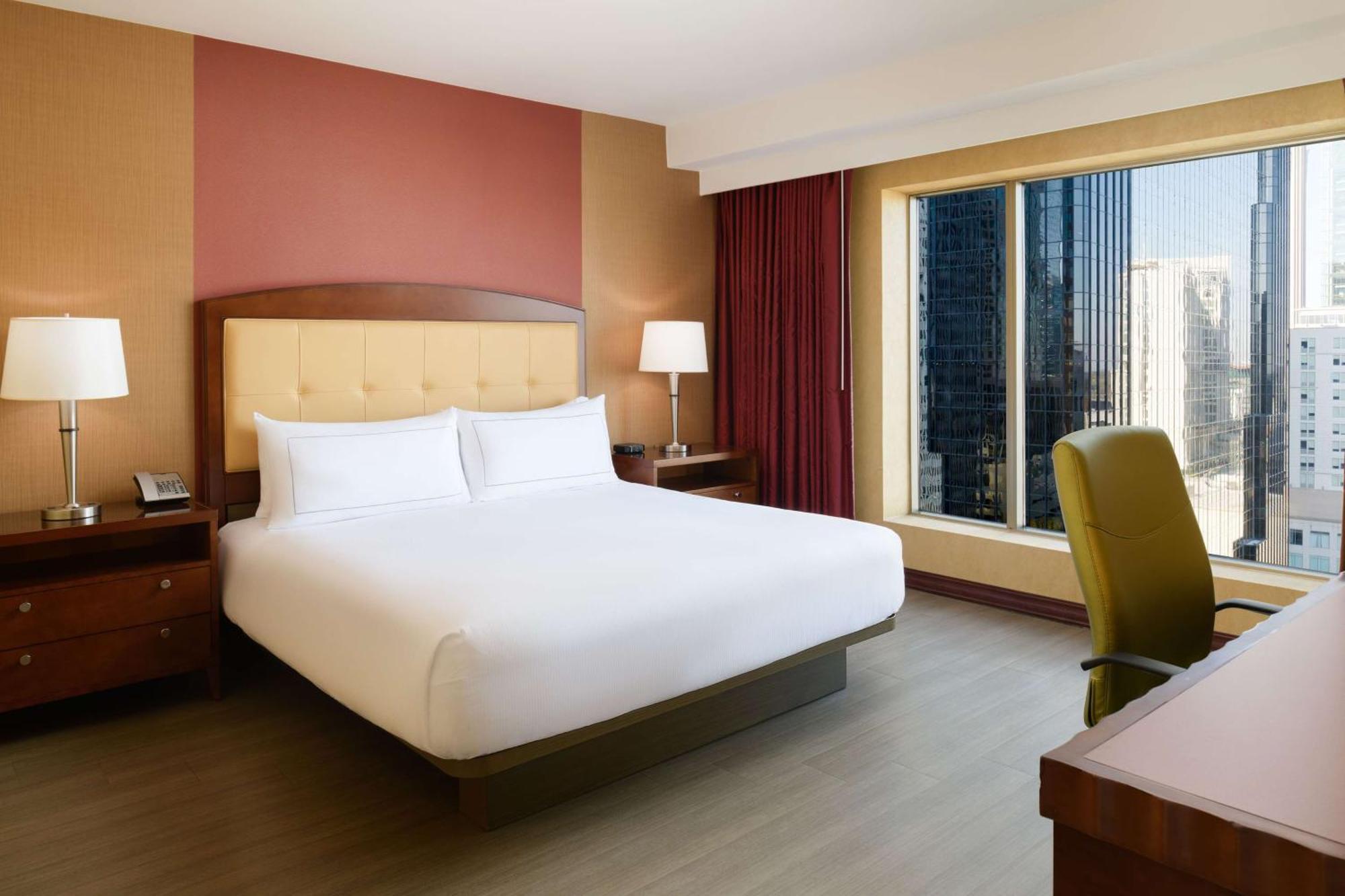 Hilton Uptown Hotel