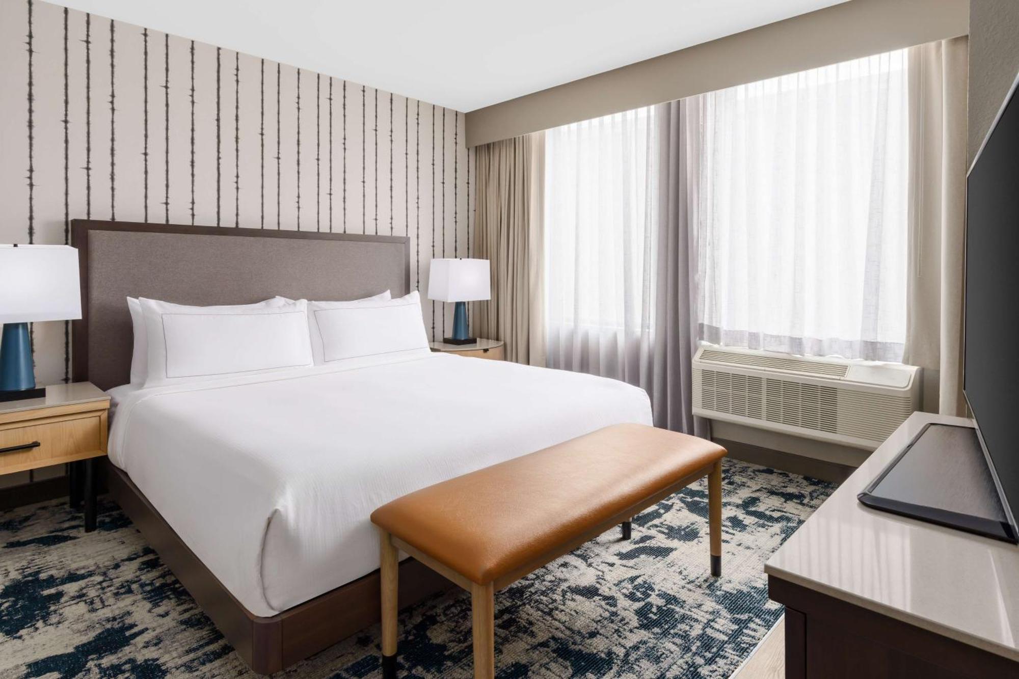 Hotel Doubletree By Hilton Center 4*