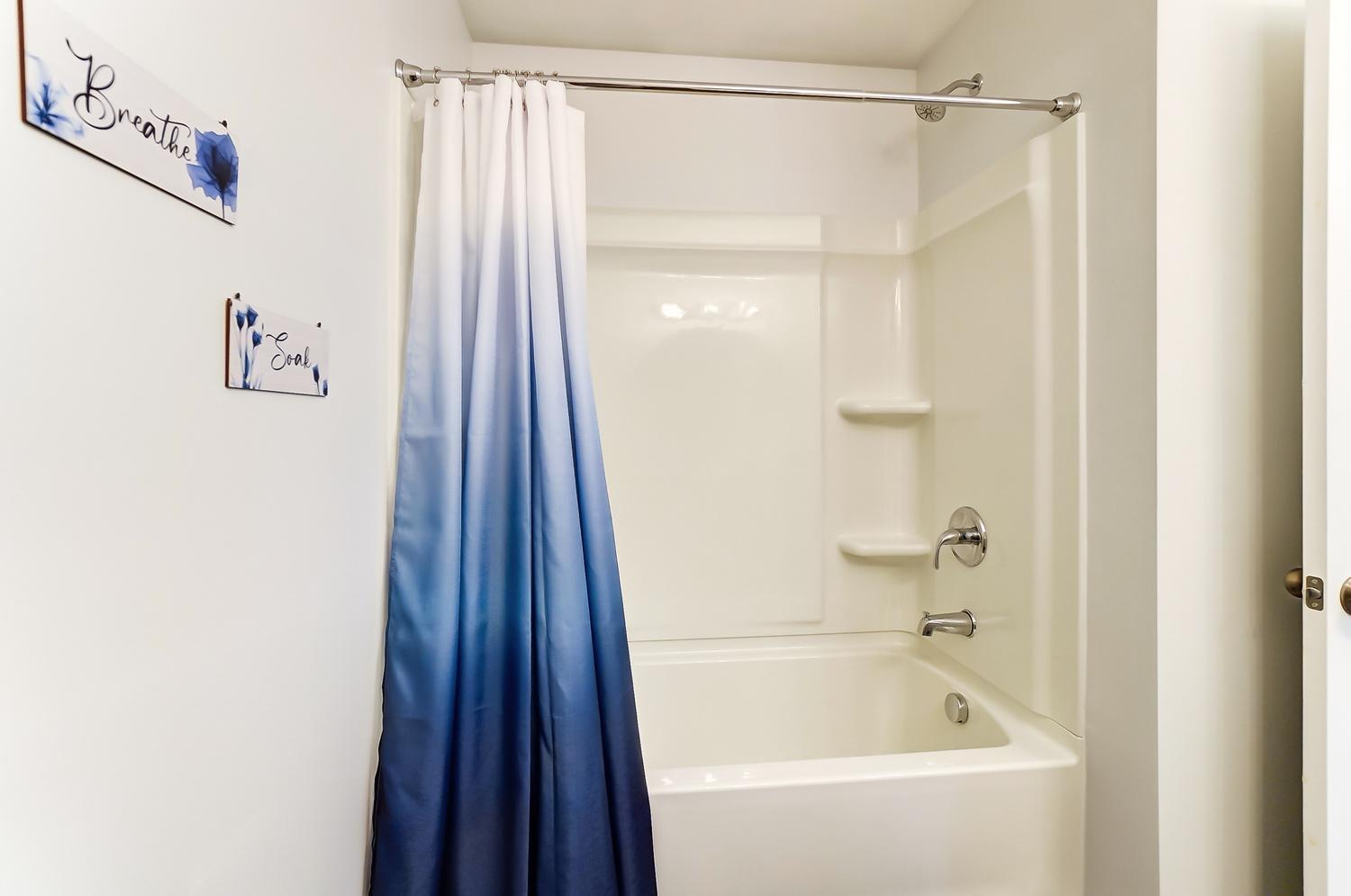 New!! Cozy In Charlotte, Near White Water Center, Uptown & Airport!
