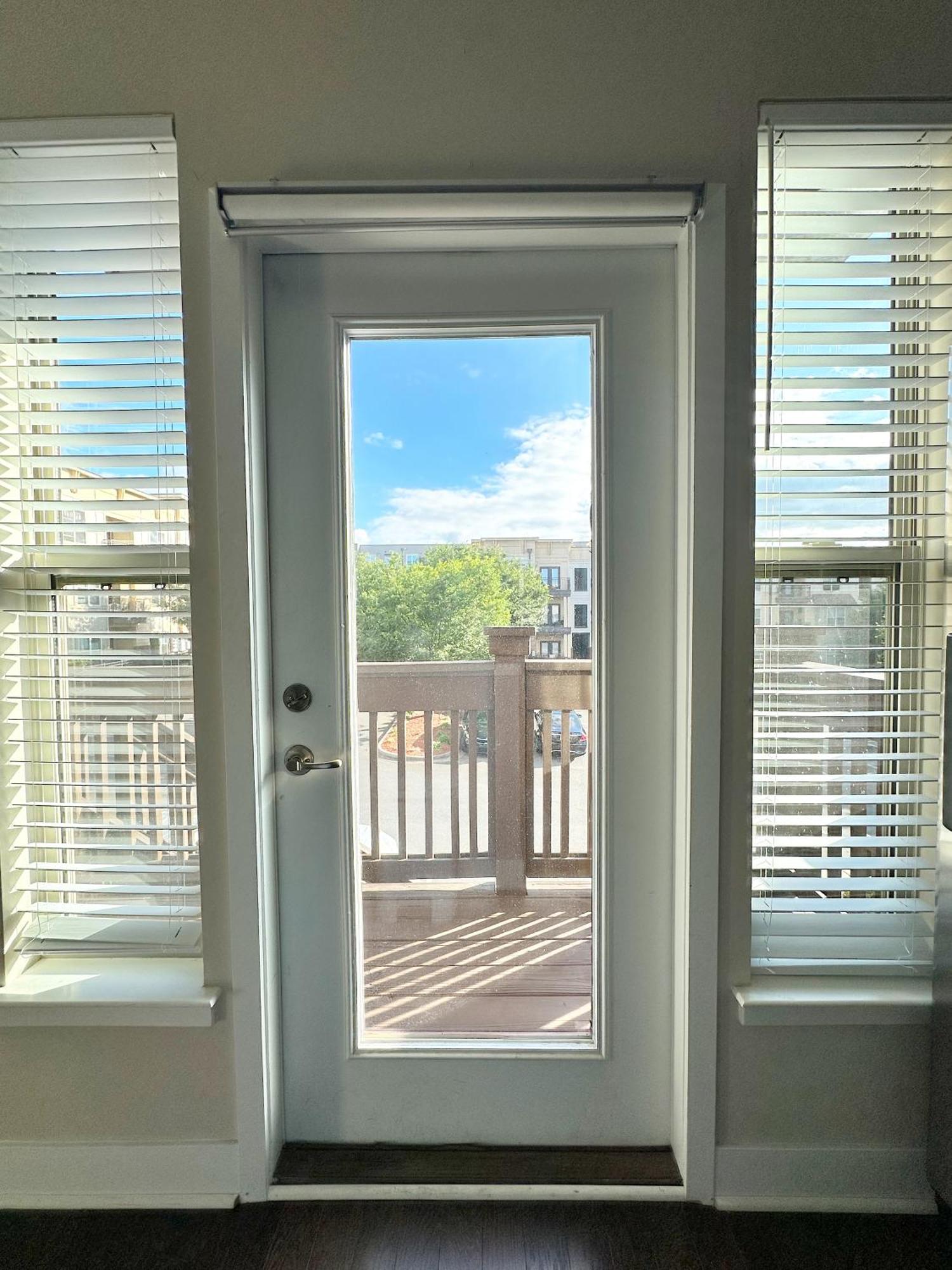 Modern Townhouse - 1 Min To Uptown Clt - Walk To Restaurants Holiday home *