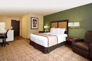 Extended America - - Place Charlotte