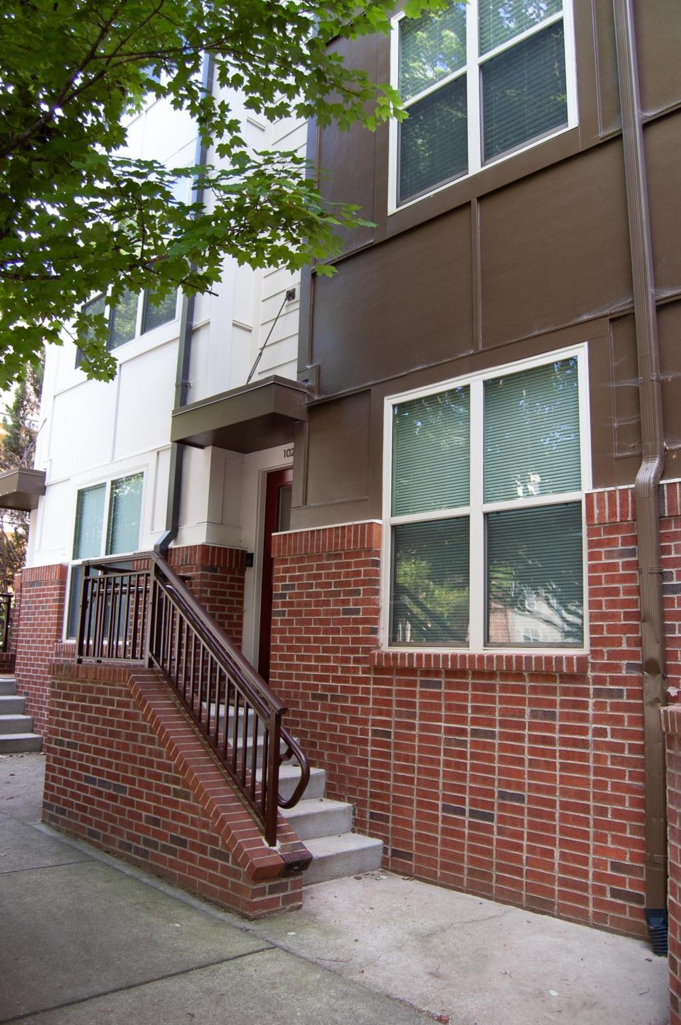 Holiday home Modern Townhouse - 1 Min To Uptown Clt - Walk To Restaurants *