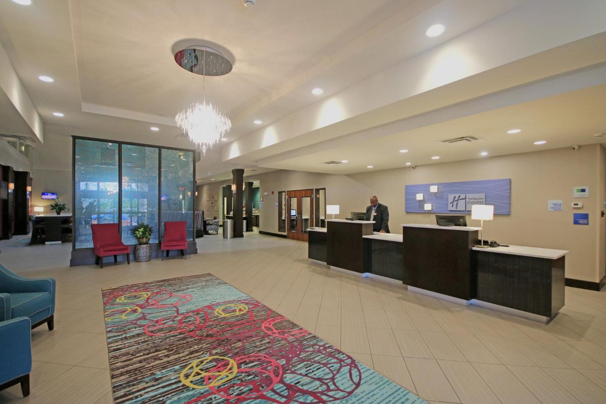 Express & North By Ihg Charlotte