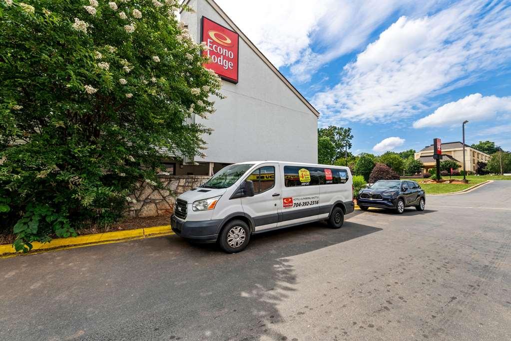 Econo Airport Hotel