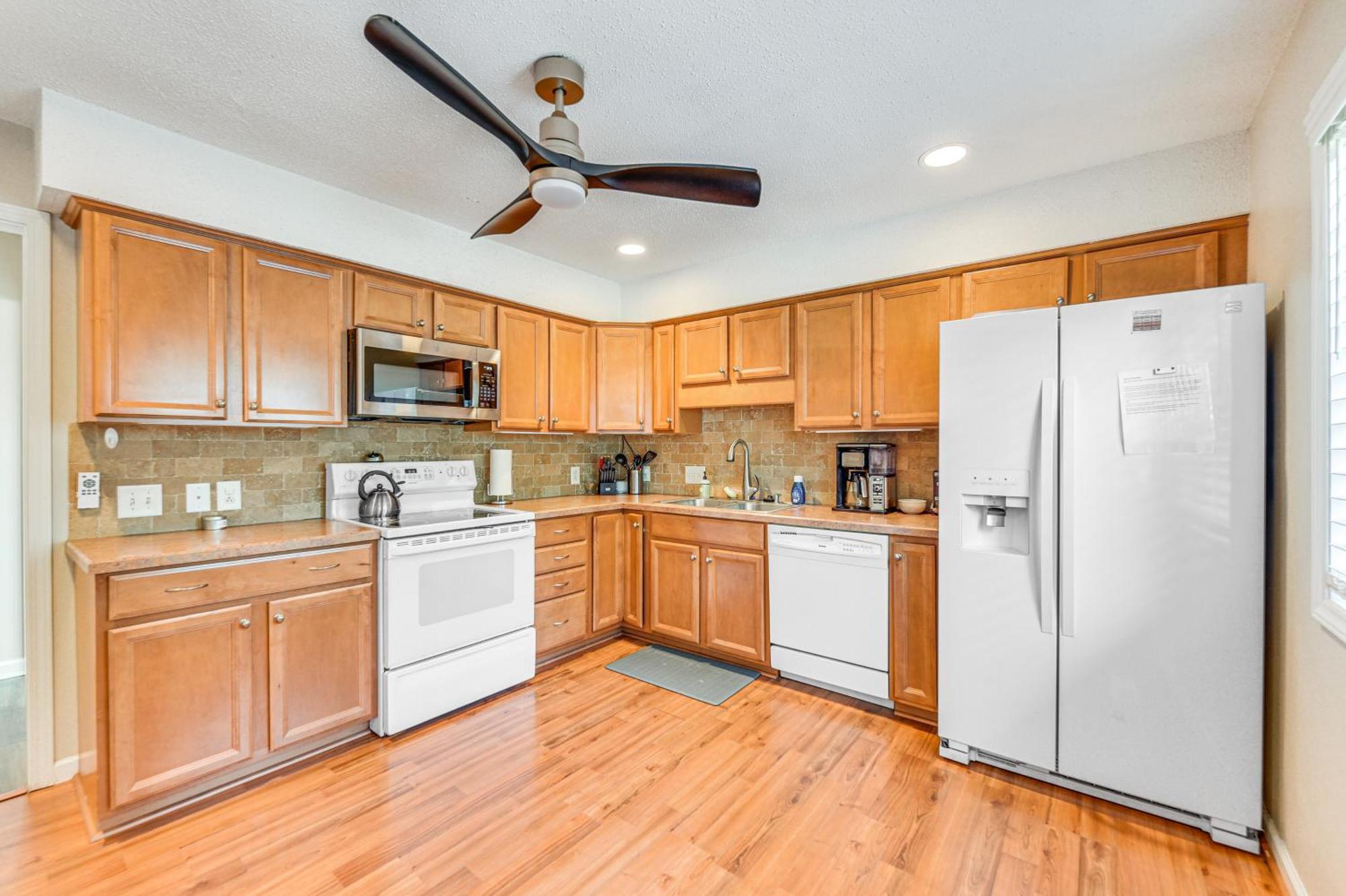 Pet-friendly With Deck Near Uptown! Charlotte