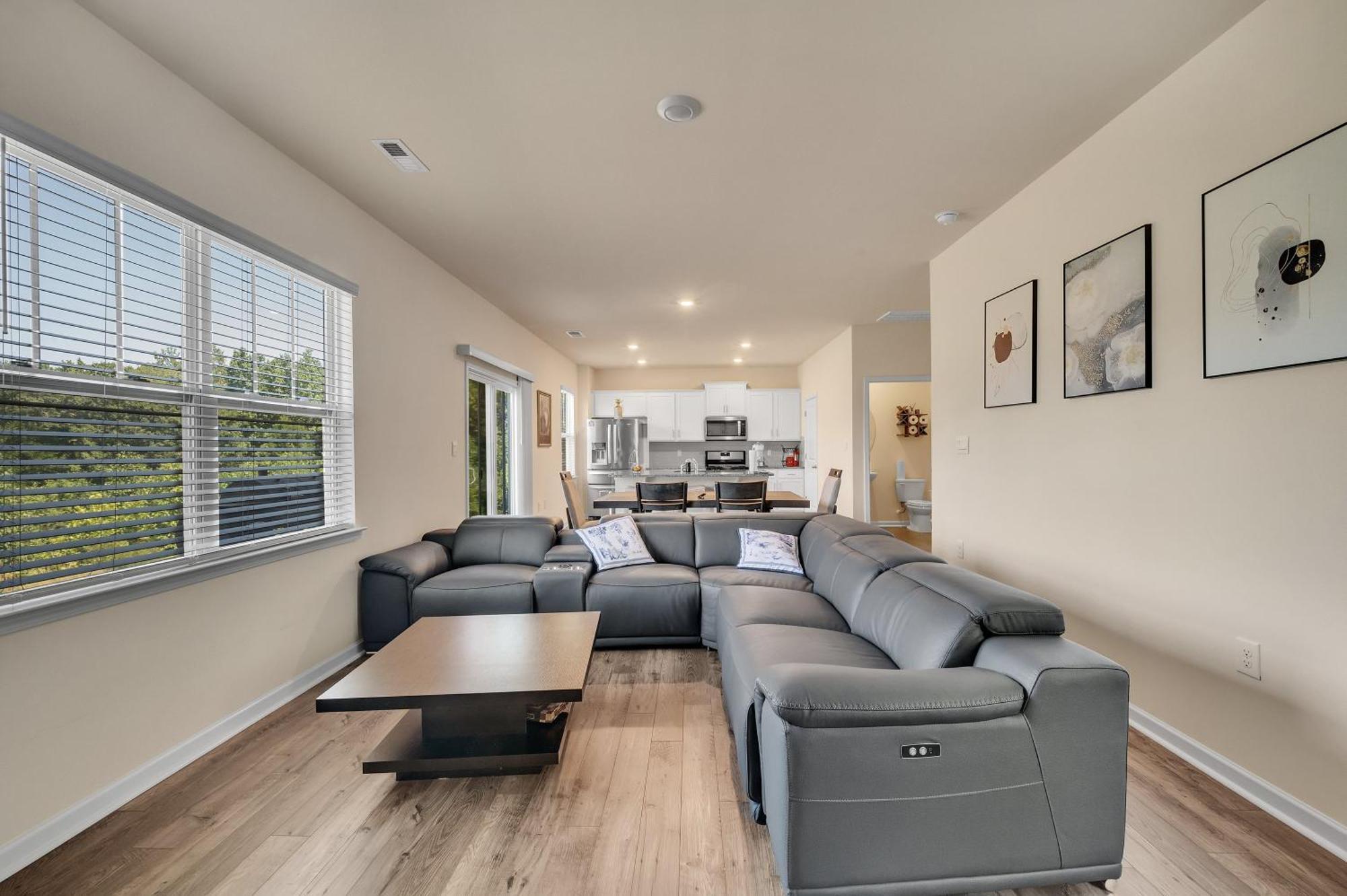 Beautifull House Near Airport Holiday home *