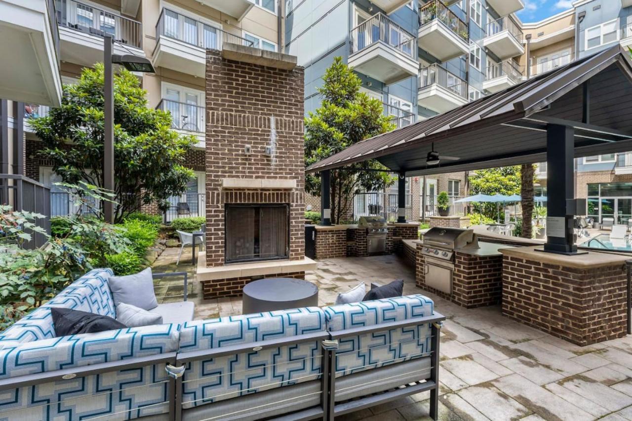 Spacious 2bd - 5 Min Dt, Gym, Parking, W-d - Sleep 12 * Charlotte
