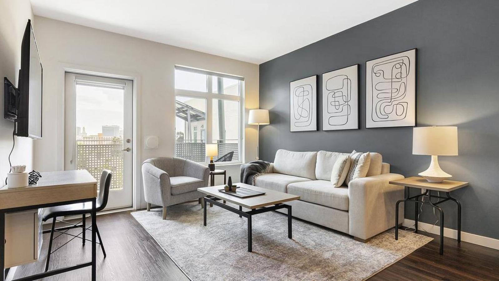 Apartment Landing At Pine 25 North End - 1 Bedroom In Tryon Hills *
