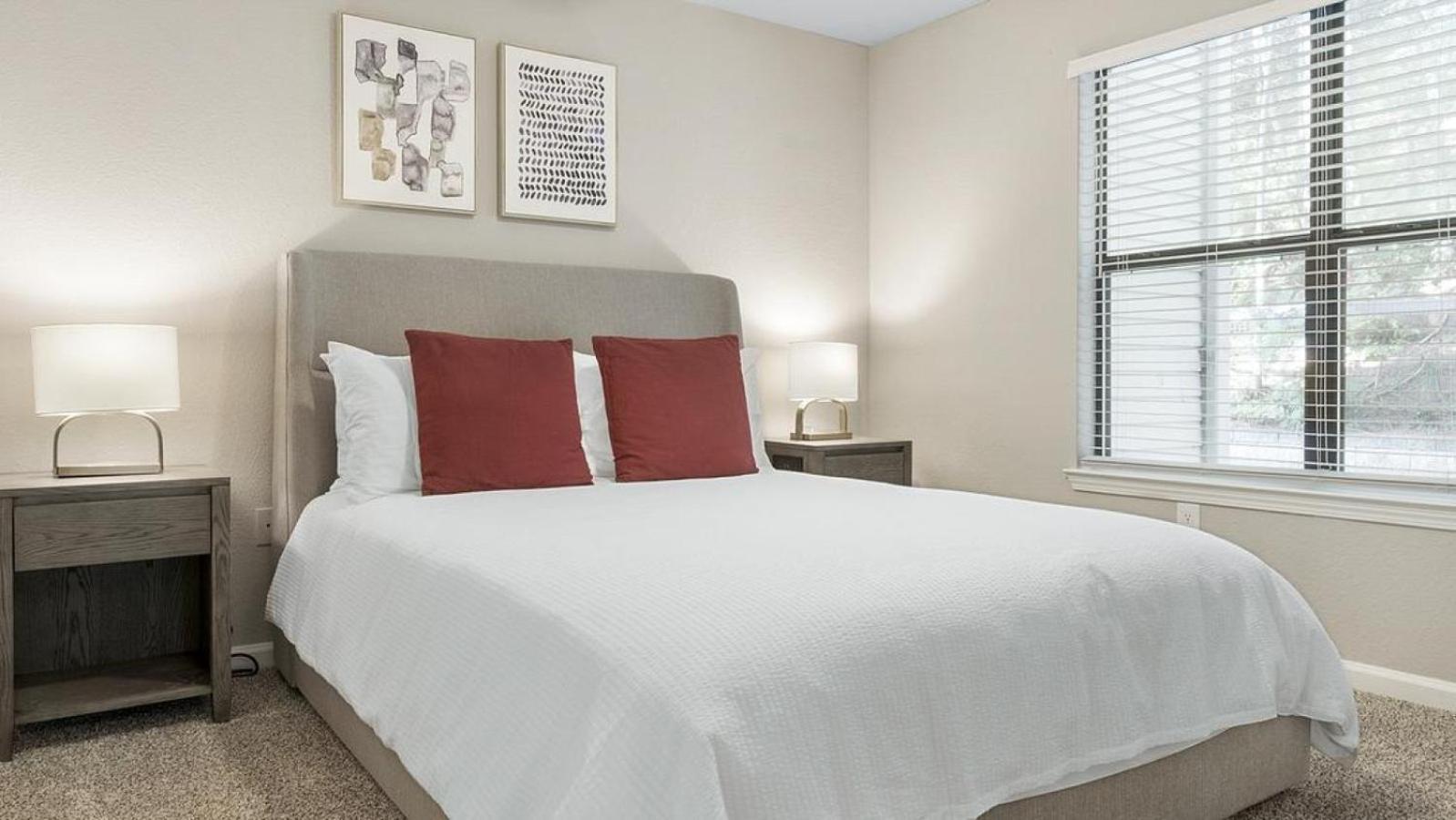 Landing At Pine 25 North End - 1 Bedroom In Tryon Hills Apartment