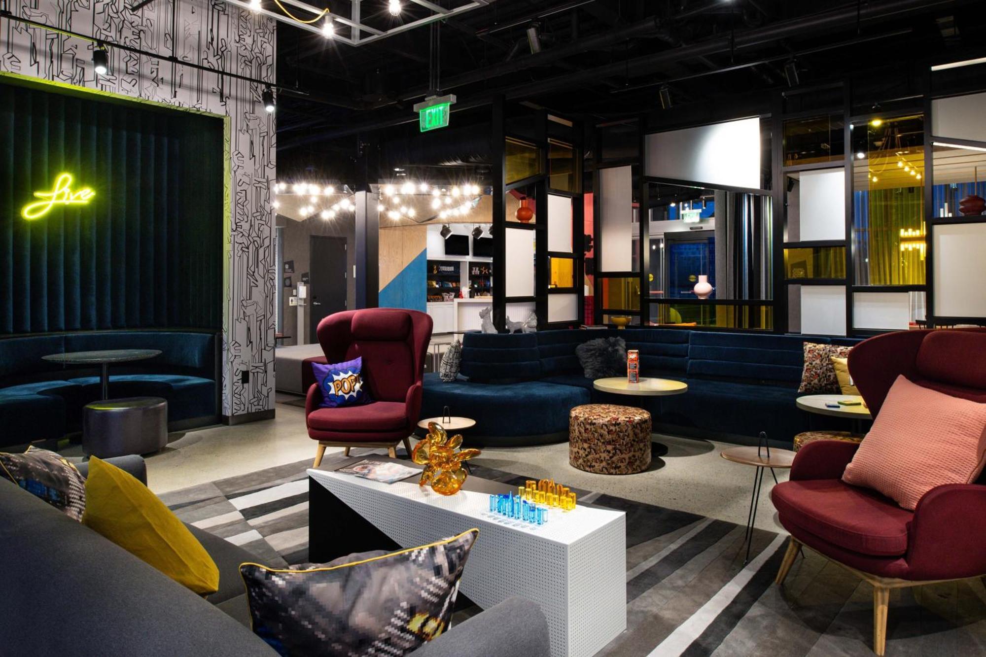 Aloft Airport Hotel