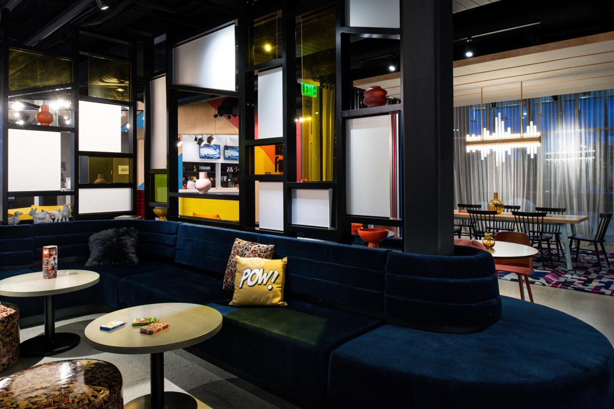 Hotel Aloft Airport