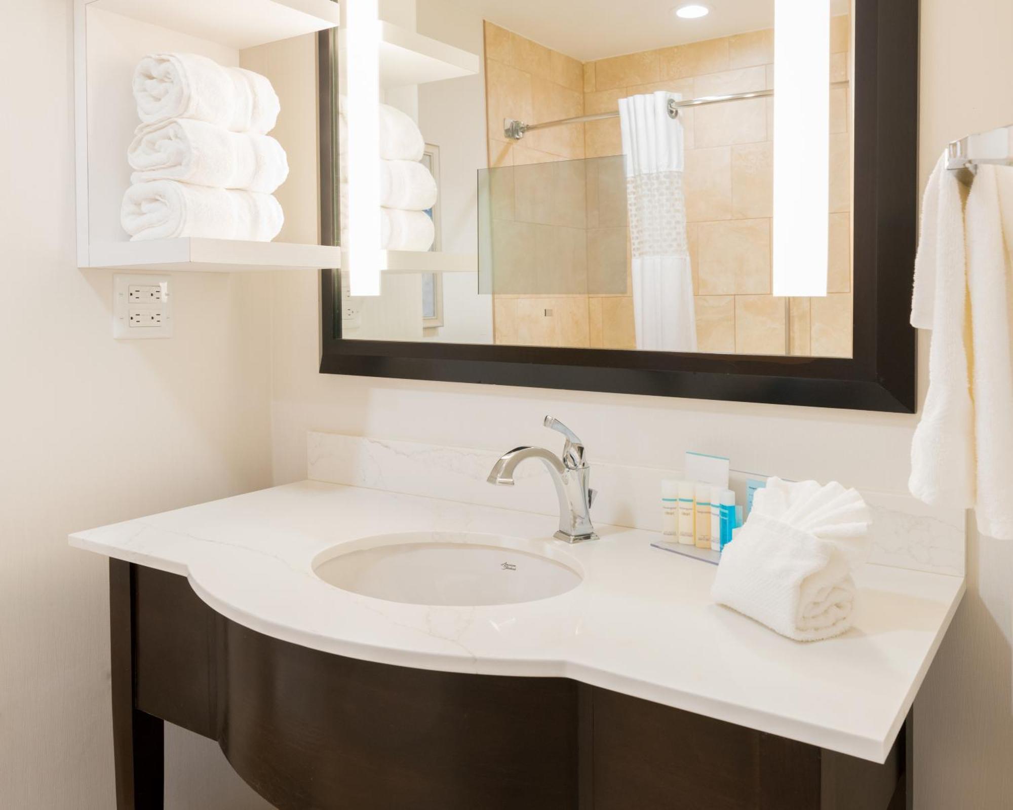 Hampton & South Park At Phillips Place 3* Charlotte