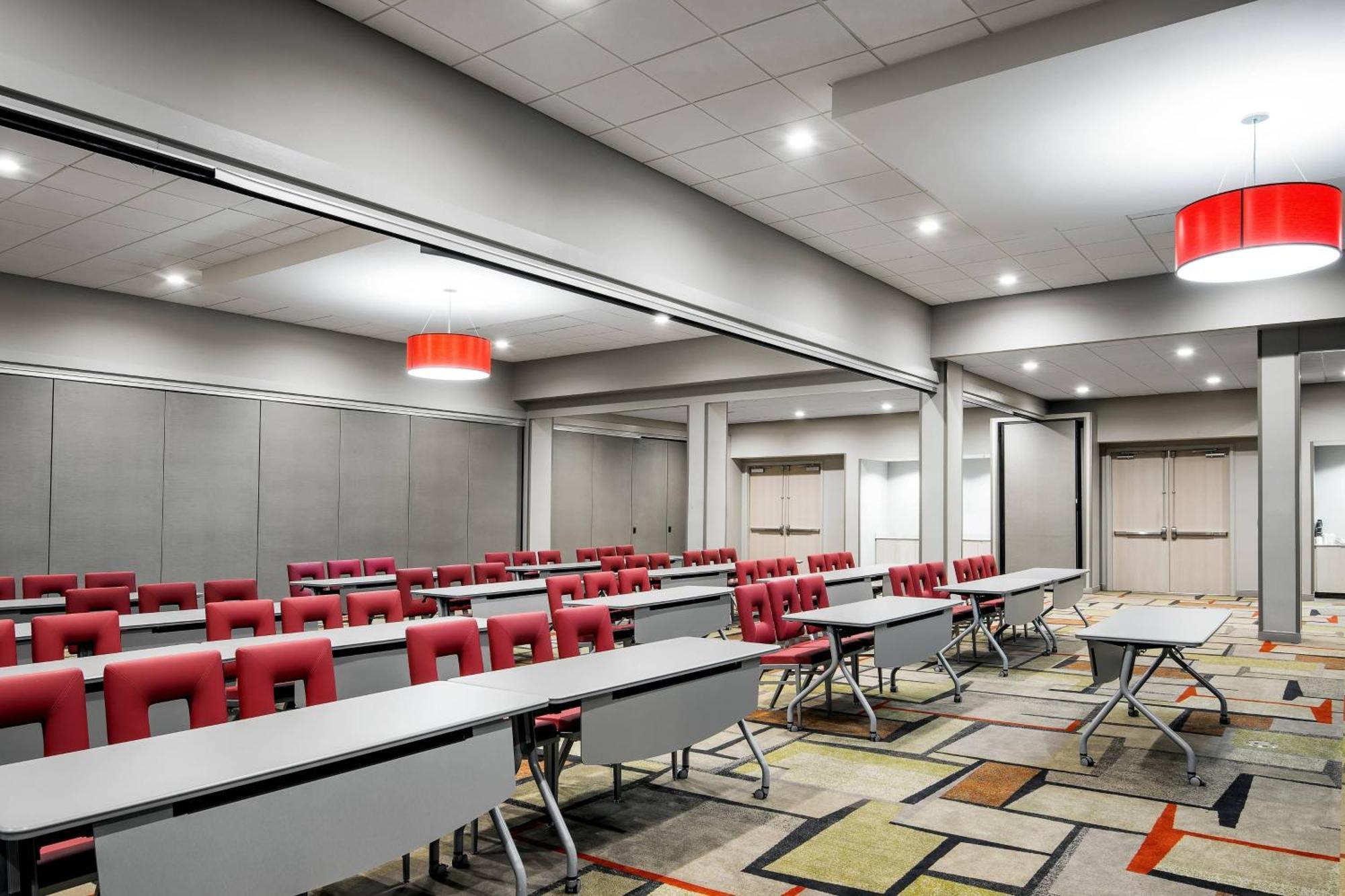 Fairfield & By Marriott Uptown 3* Charlotte