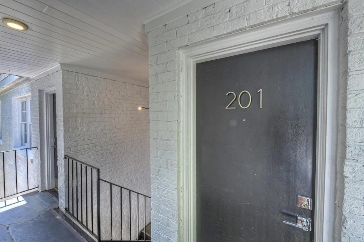 Myers Park Gem Great Location