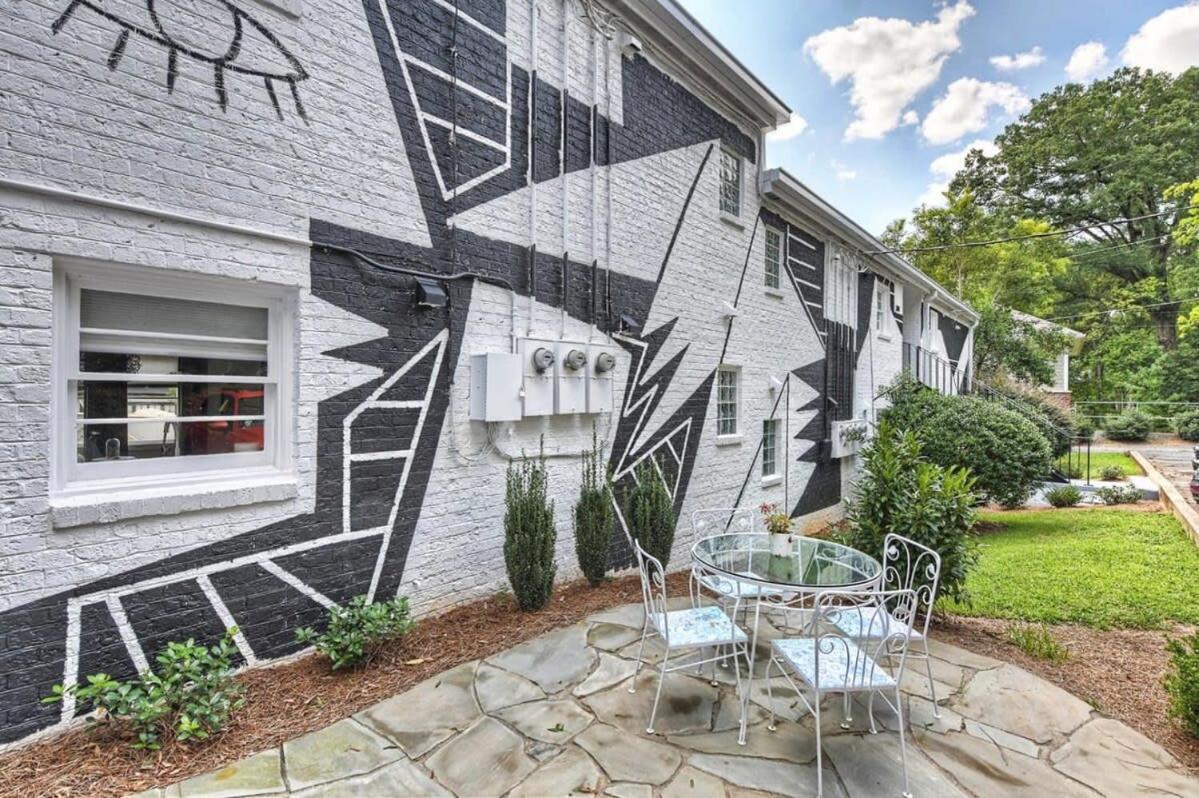 Myers Park Gem Great Location *