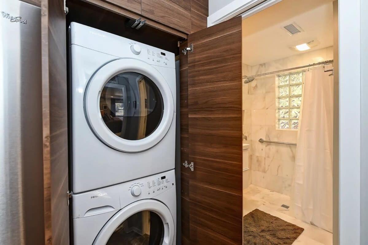 Comfortable And Stylish Near Myers Park Holiday home Charlotte