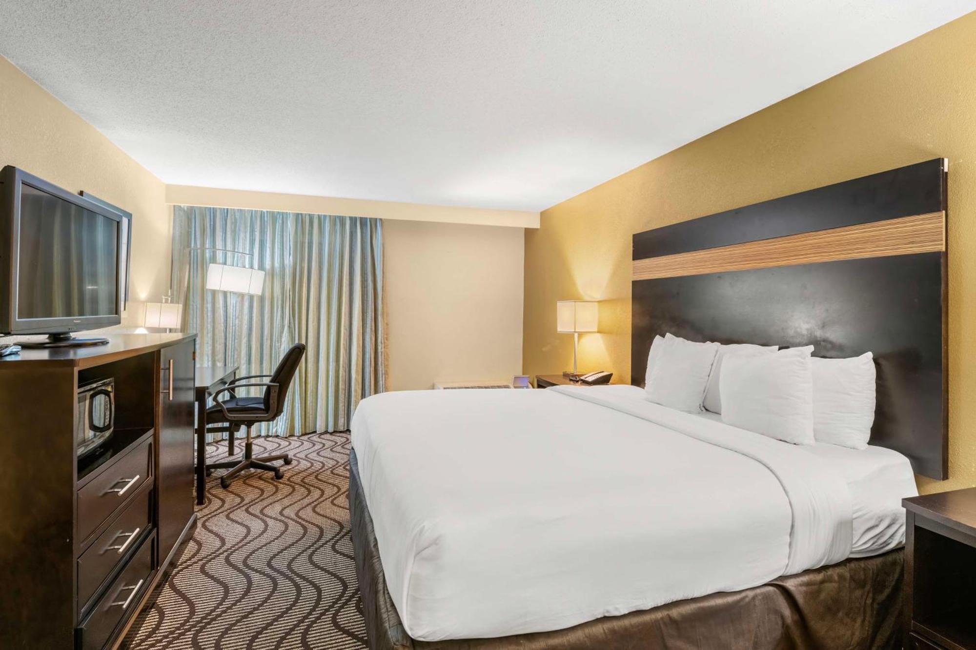 Hotel Red Lion 3*