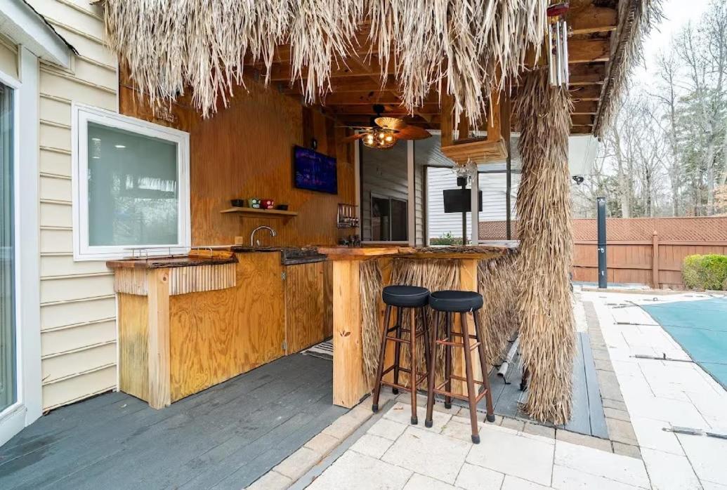 Apartment Tiki Hut, Bar, Kitchenette, Grill, Firepit At Pool *