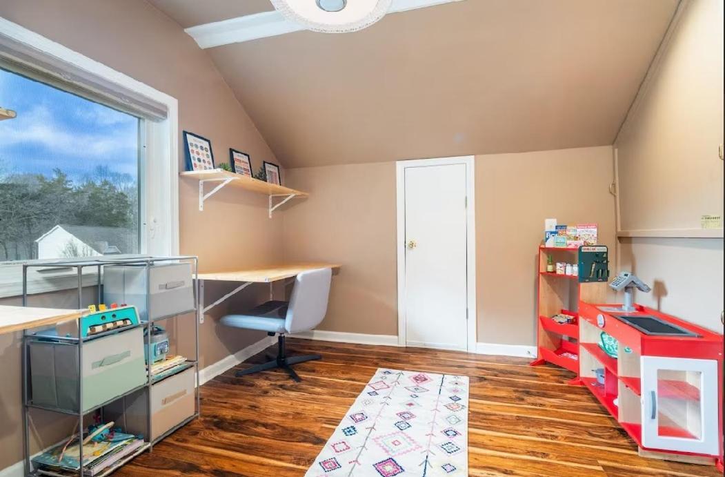 Tiki Hut, Bar, Kitchenette, Grill, Firepit At Pool Apartment Charlotte