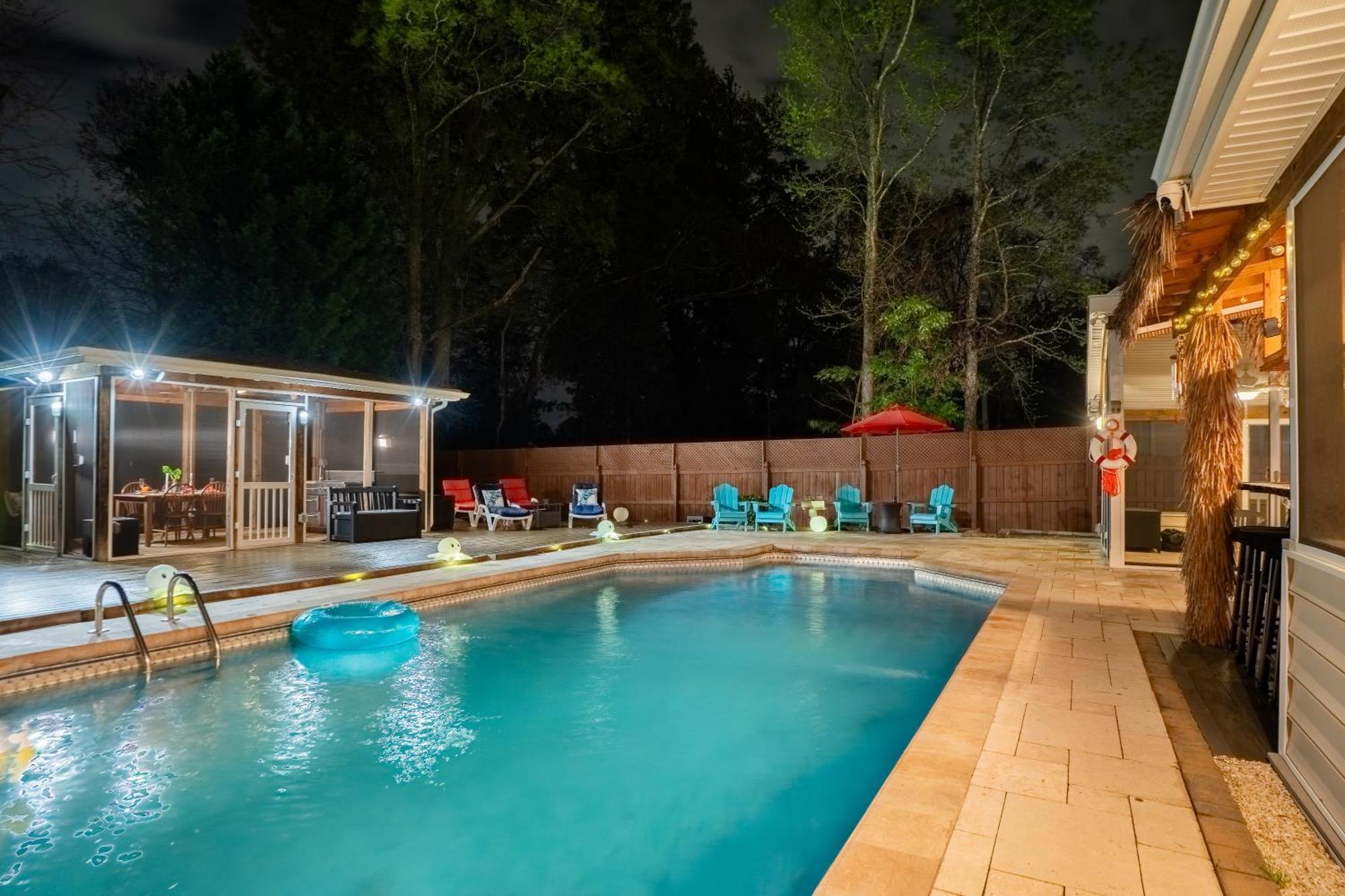 Apartment Tiki Hut, Bar, Kitchenette, Grill, Firepit At Pool