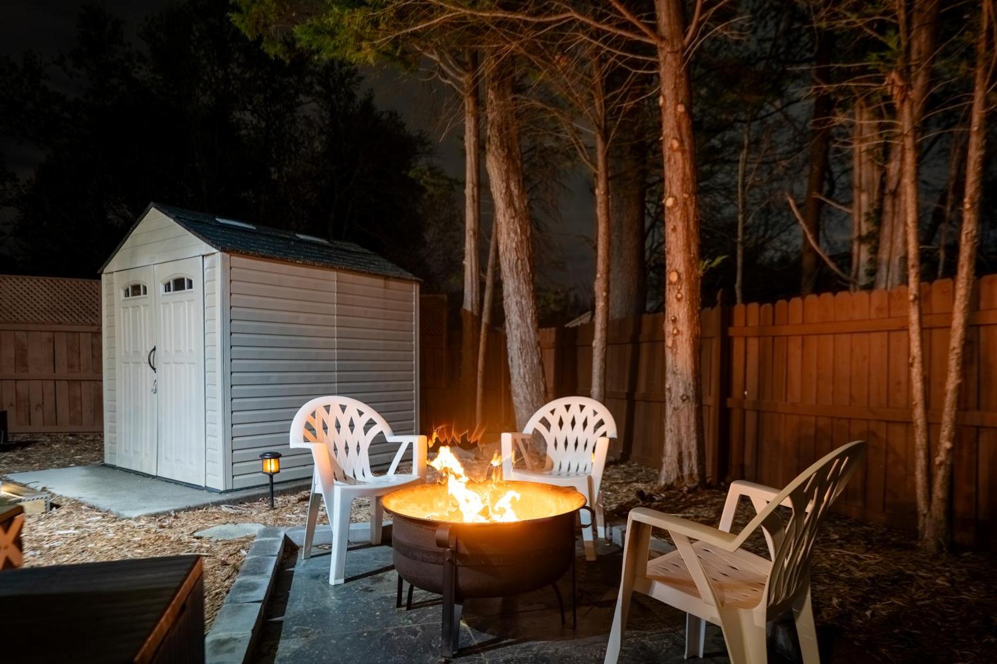 Tiki Hut, Bar, Kitchenette, Grill, Firepit At Pool * Charlotte