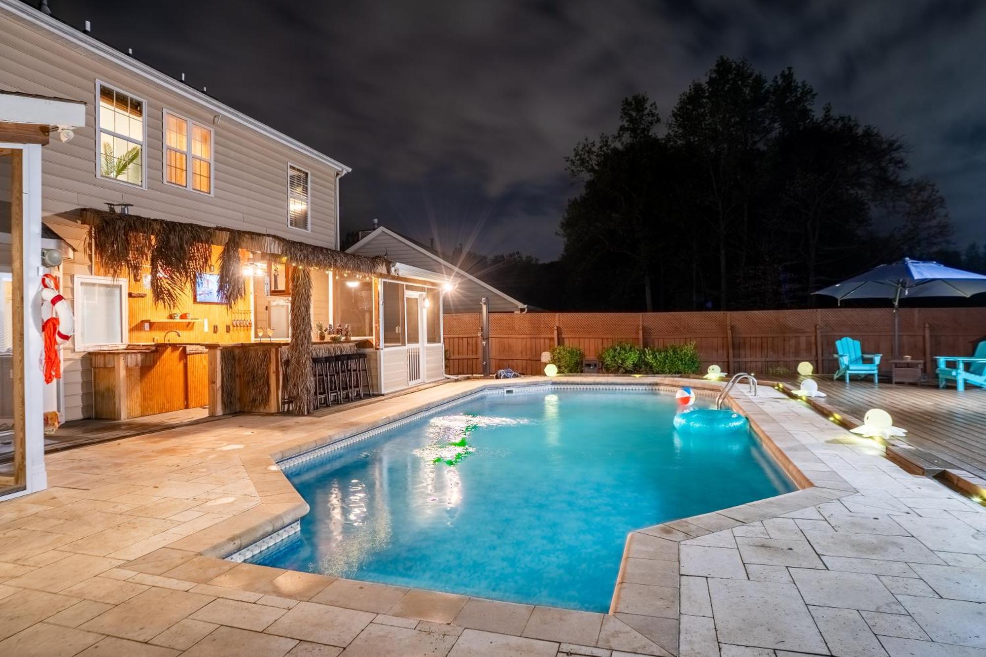 Apartment Tiki Hut, Bar, Kitchenette, Grill, Firepit At Pool Charlotte