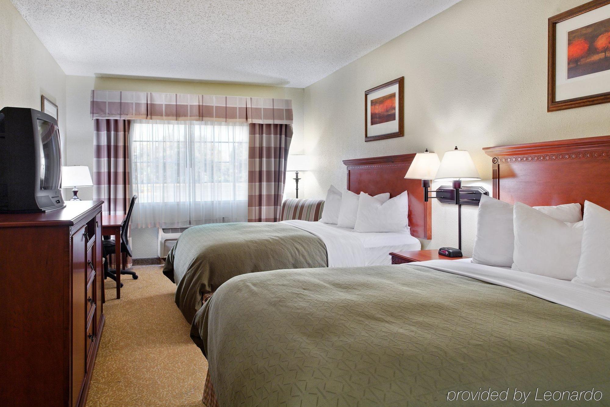 Hotel Country & By Radisson, I-85 Airport, Nc