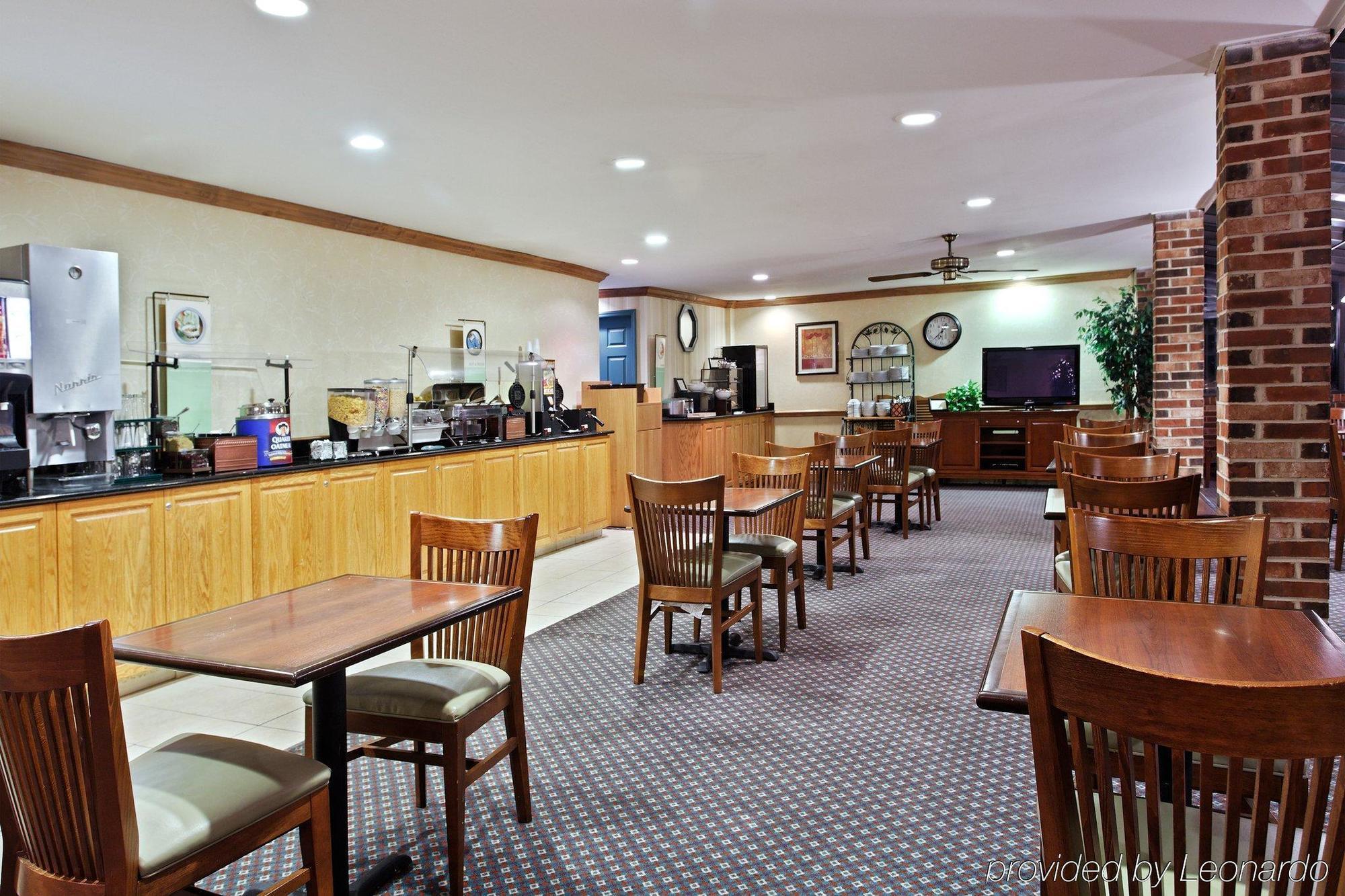 Country & By Radisson, I-85 Airport, Nc Hotel