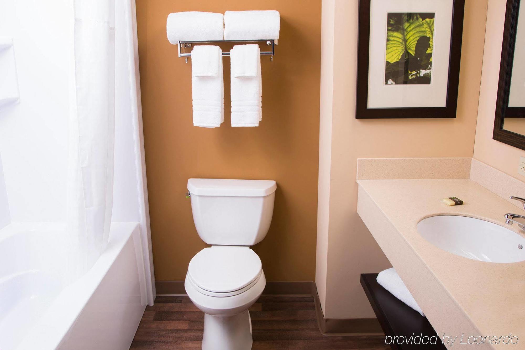 Hotel Extended America Select - - Place - E Mccullough Dr Charlotte