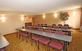 Hotel The Independence - Matthews 3*