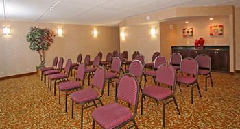 Hotel The Independence - Matthews 3*