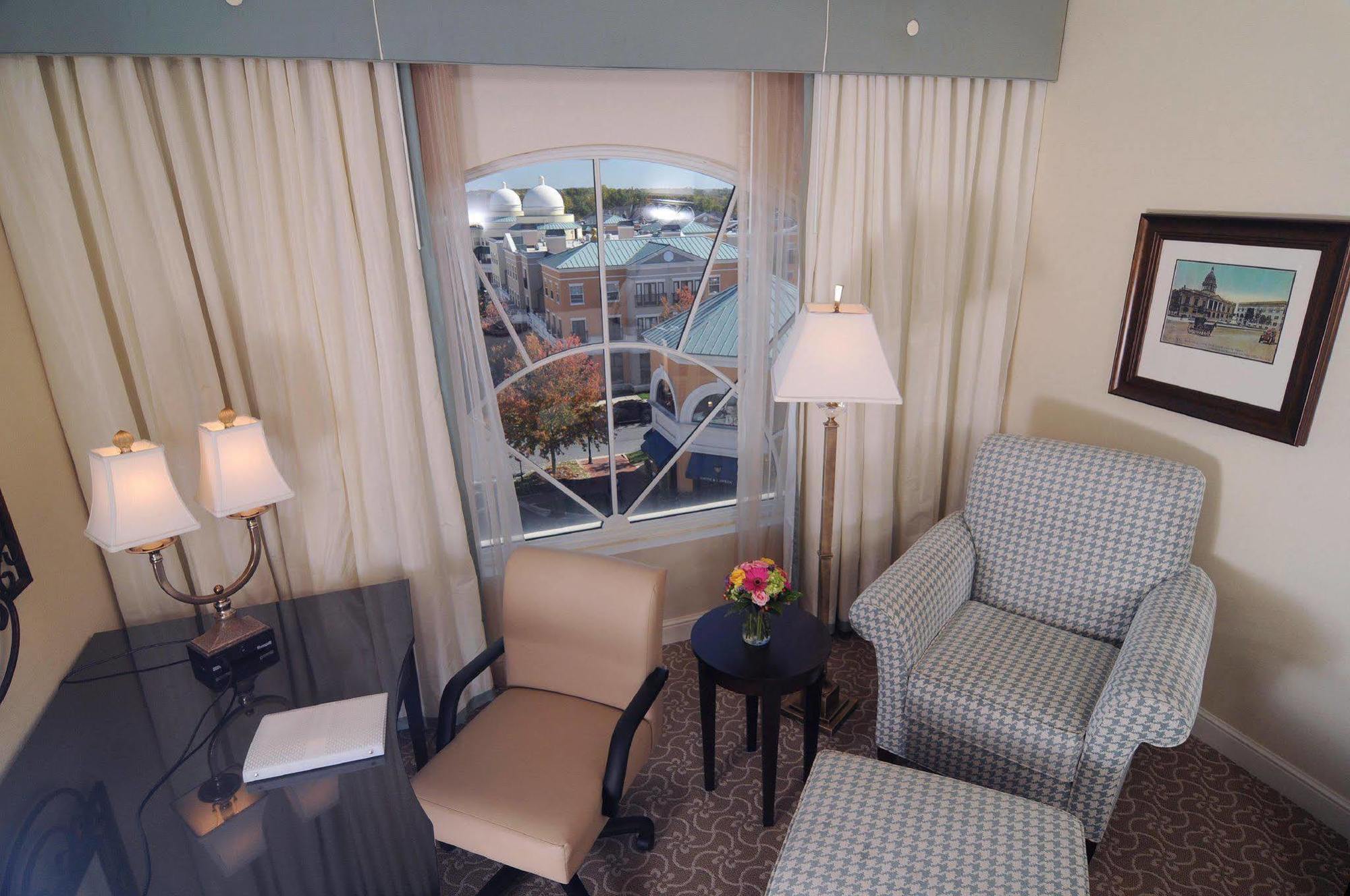 Hotel Hampton & South Park At Phillips Place Charlotte
