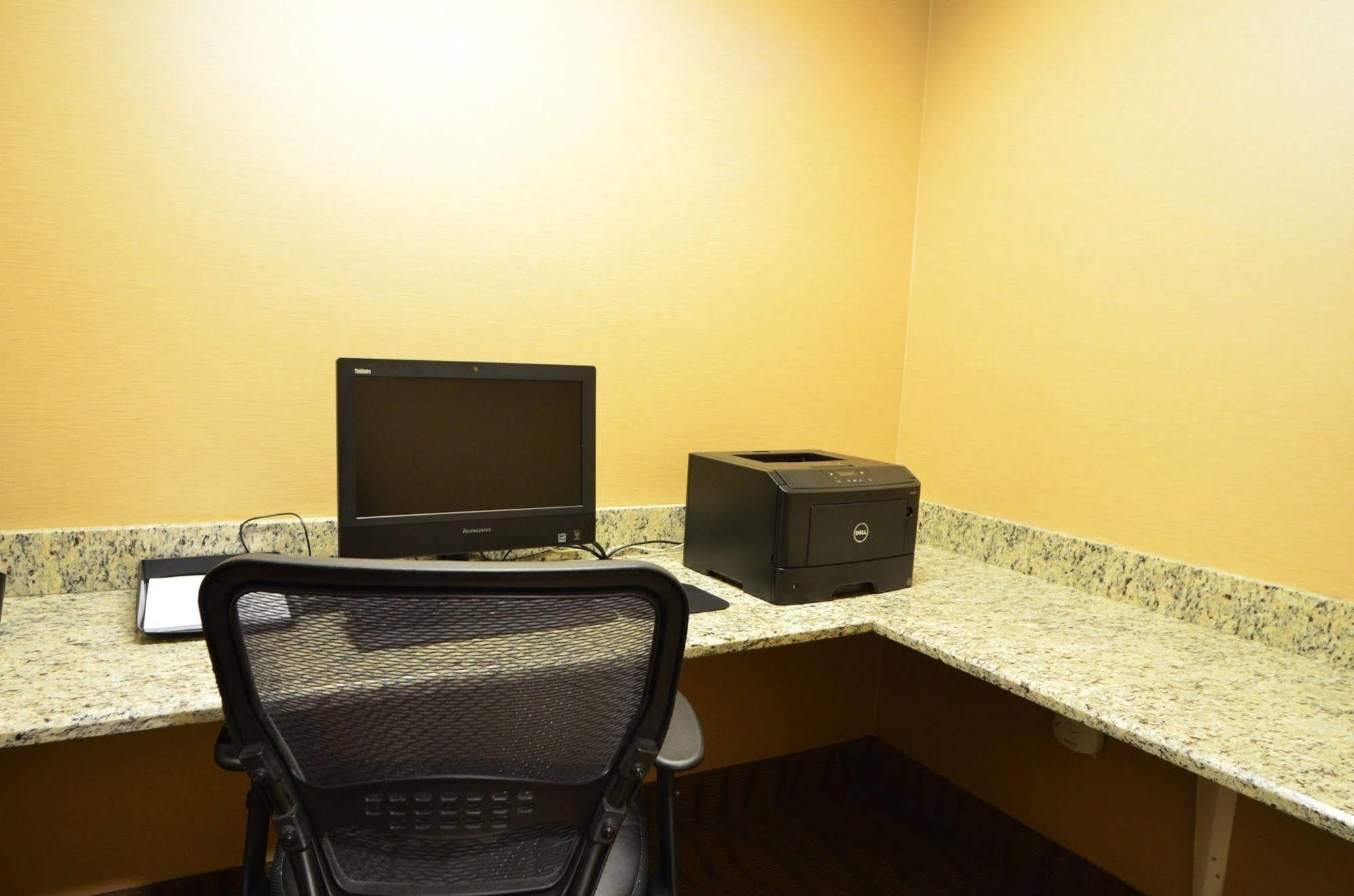 Comfort Northlake 2*