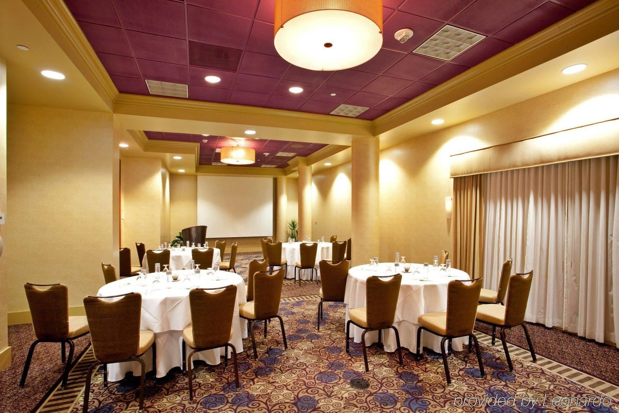 Hotel Doubletree By Hilton Center Charlotte