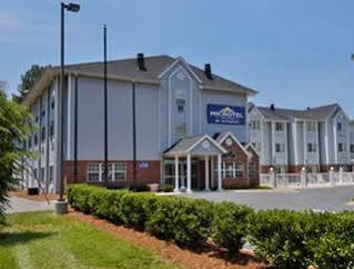 Microtel & By Wyndham Charlotte/northlake Charlotte