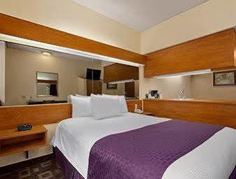 Microtel & By Wyndham Charlotte/northlake 2* Charlotte