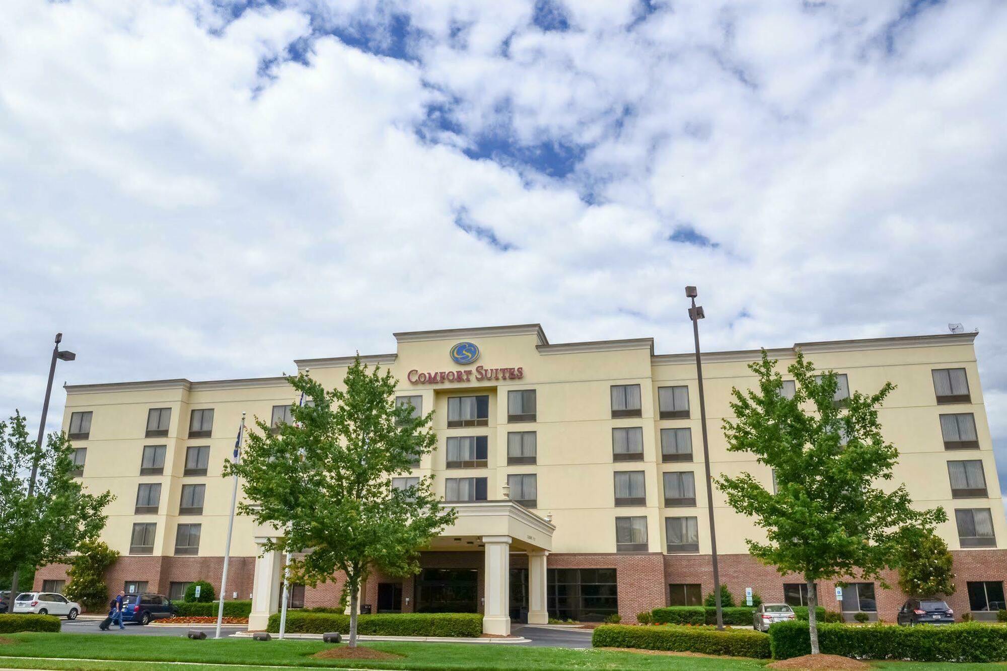 Comfort Northlake Hotel