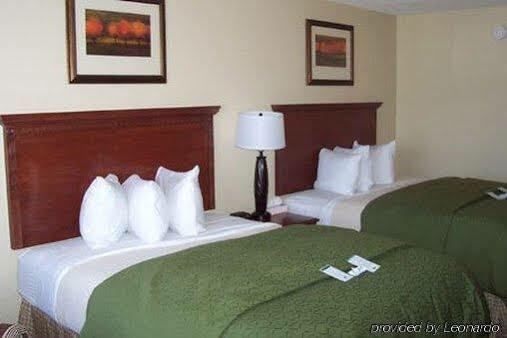 Country & By Radisson, I-85 Airport, Nc Hotel