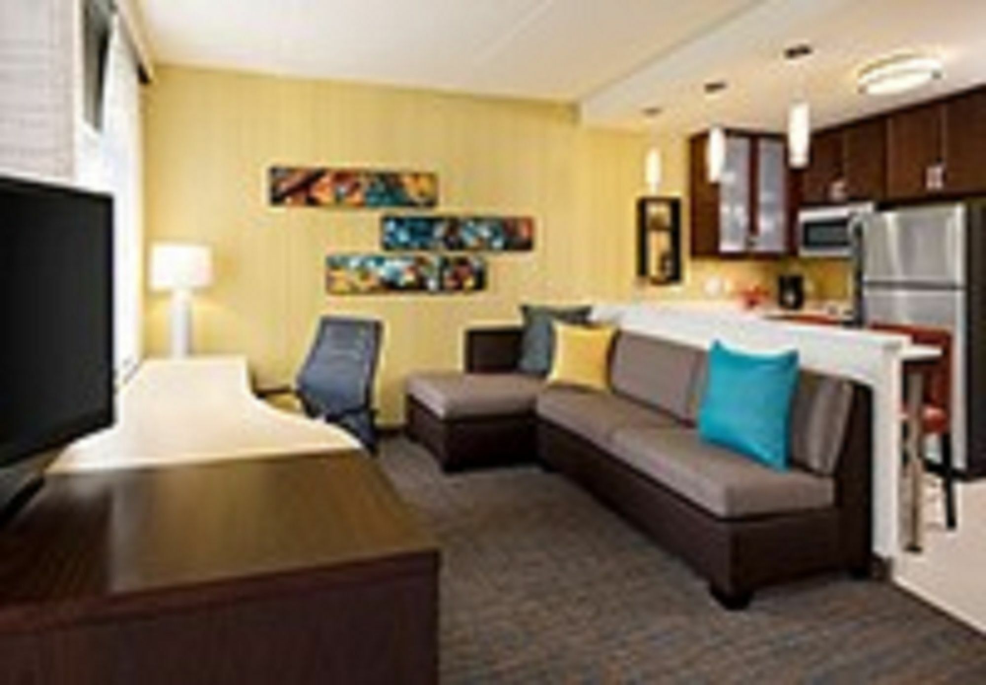 By Marriott Airport 3*
