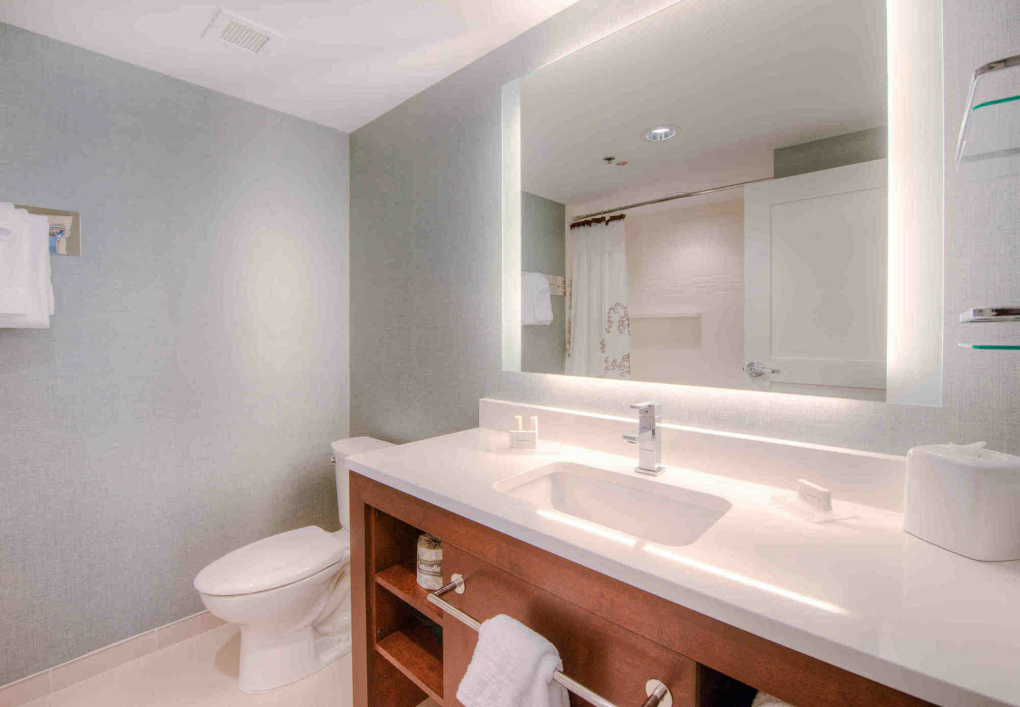 By Marriott Airport 3* Charlotte
