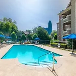 Viagem - Charlotte - Attractive 2Br W/Patio+Gym